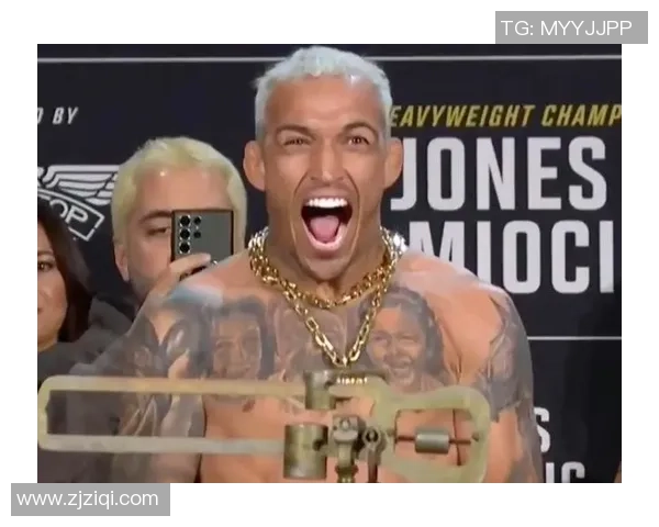 UFC巅峰对决查尔斯奥利维拉挑战霍洛威谁能称霸轻量级之巅
